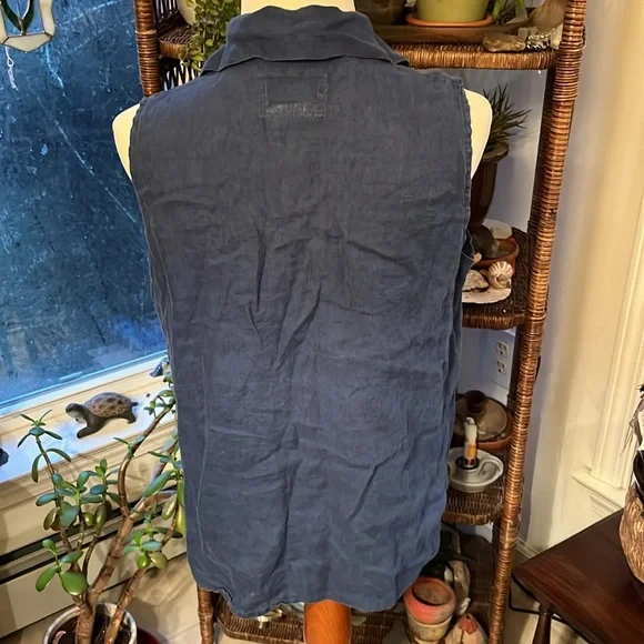 Flax by Jeanne Englehart Womens Small Linen Sleeveless Button Down Blouse Blue - Picture 3 of 10